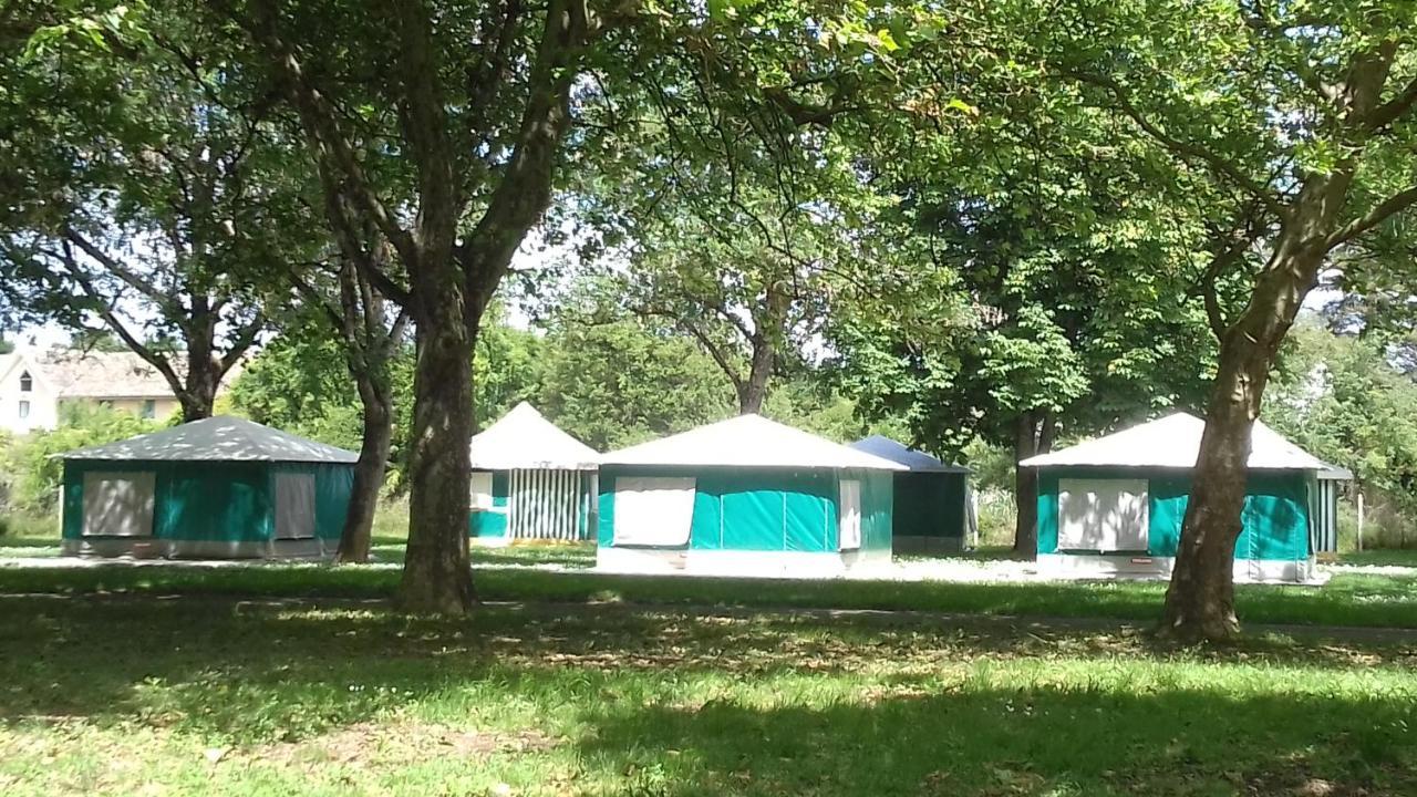 Camping Les Ombrages De L'Adour Ξενοδοχείο Aire-sur-lʼAdour Εξωτερικό φωτογραφία